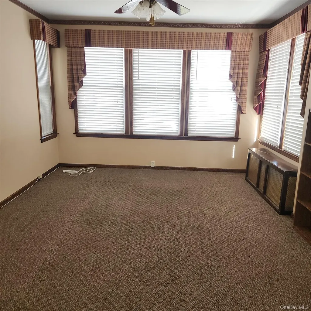 7716 78th Street Glendale NY 11385
