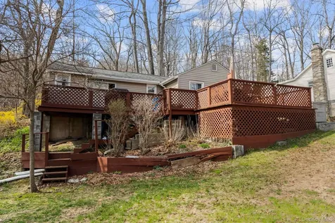 67 Worthington Court E Carmel NY 10512