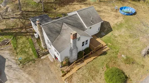 67 Worthington Court E Carmel NY 10512