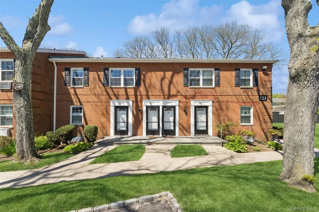 323 Hicksville Road Bethpage NY 11714