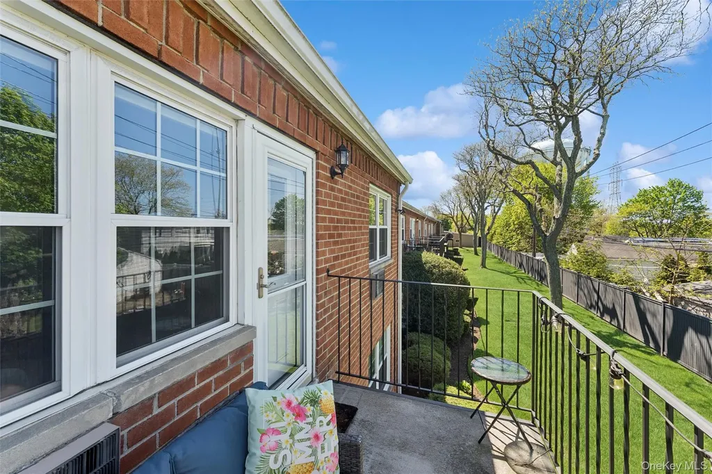 323 Hicksville Road Bethpage NY 11714
