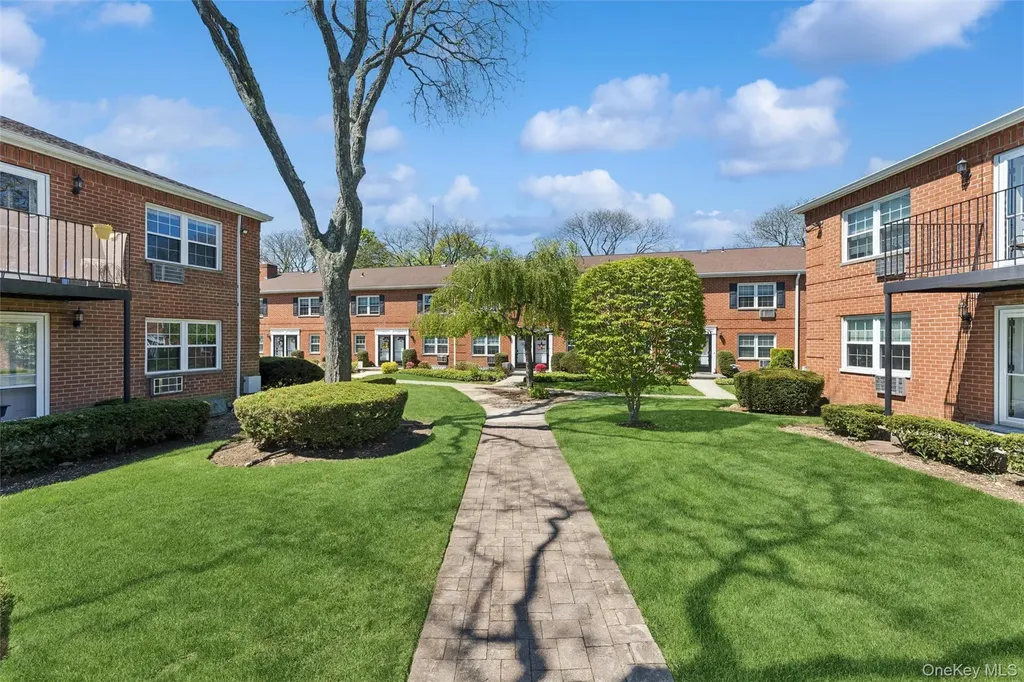 323 Hicksville Road Bethpage NY 11714