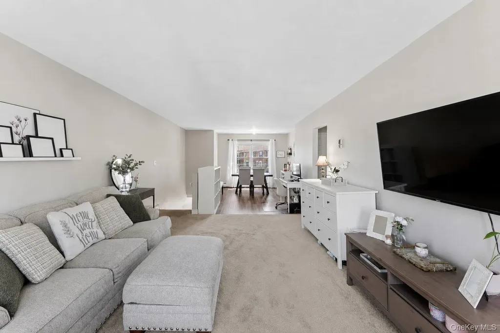 323 Hicksville Road Bethpage NY 11714