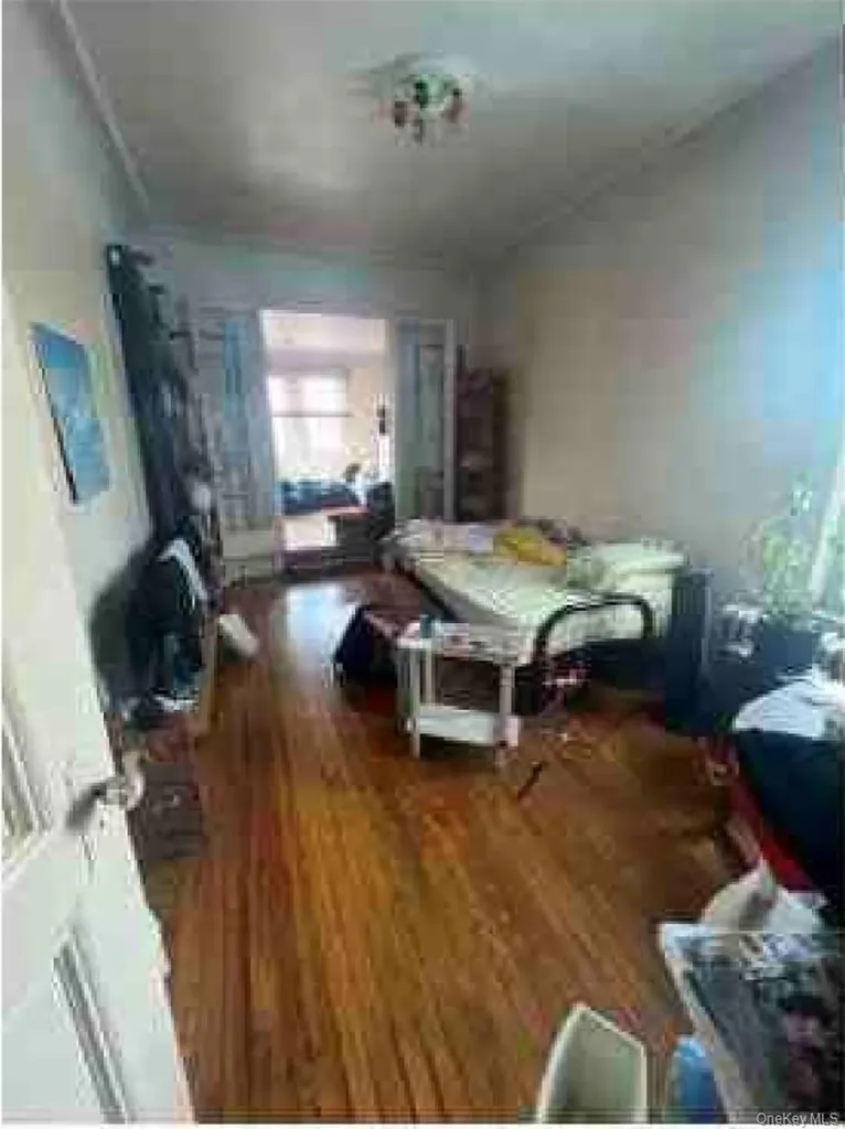 861 Manida Street Bronx NY 10474