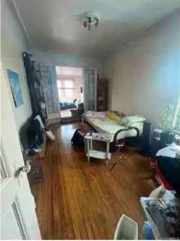 861 Manida Street Bronx NY 10474