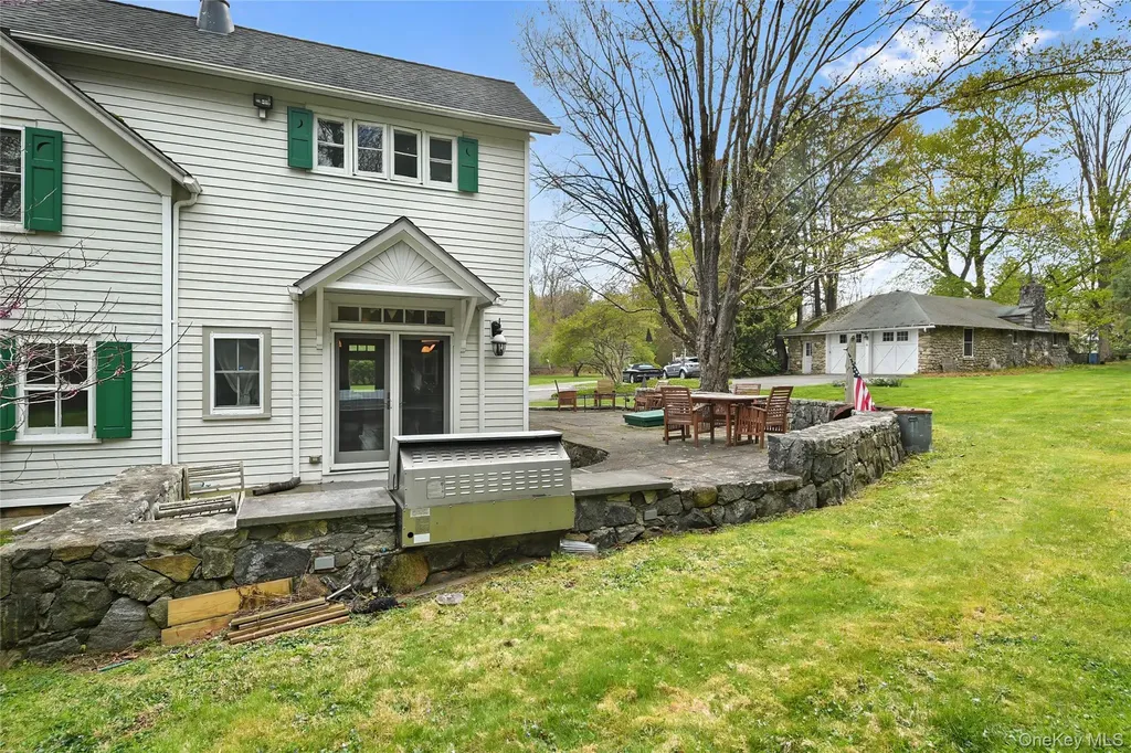 329 Route 6n Mahopac NY 10541