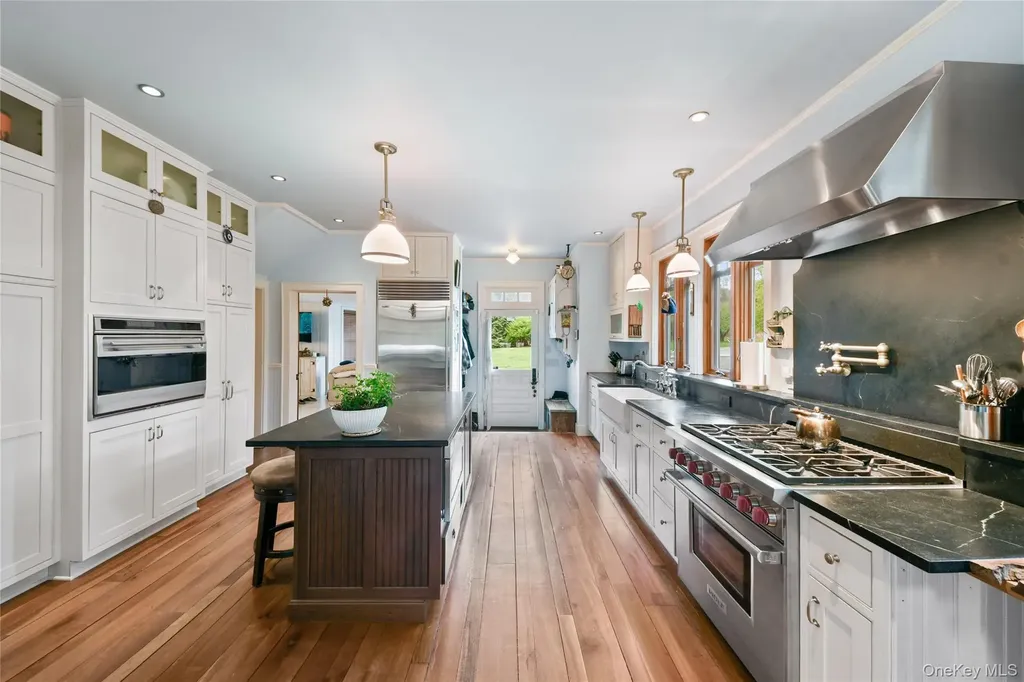 329 Route 6n Mahopac NY 10541