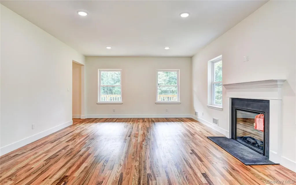5 Tamarack Drive Newburgh NY 12550