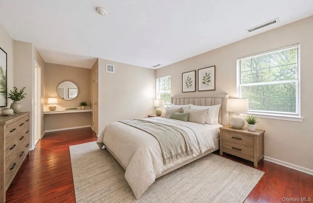 1005 Sara Circle Port Jefferson NY 11776