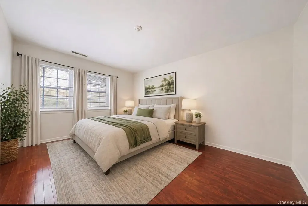 1005 Sara Circle Port Jefferson NY 11776