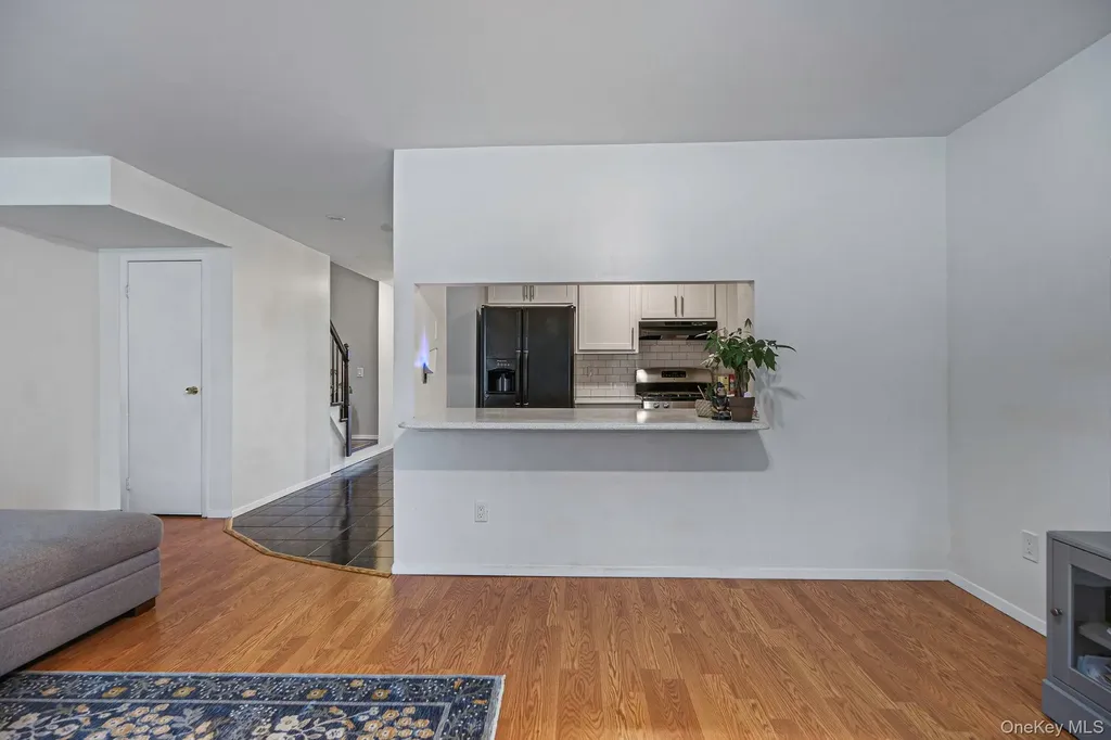 1005 Sara Circle Port Jefferson NY 11776