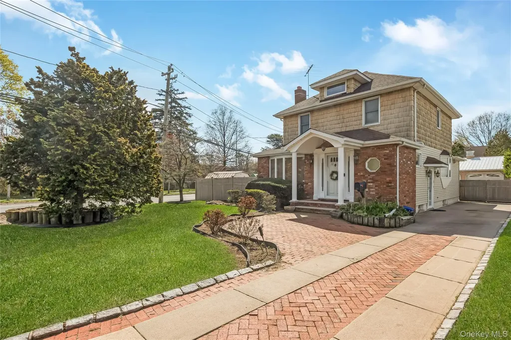 1018 Cottage Place Baldwin NY 11510