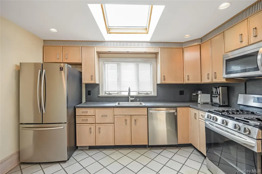1018 Cottage Place Baldwin NY 11510