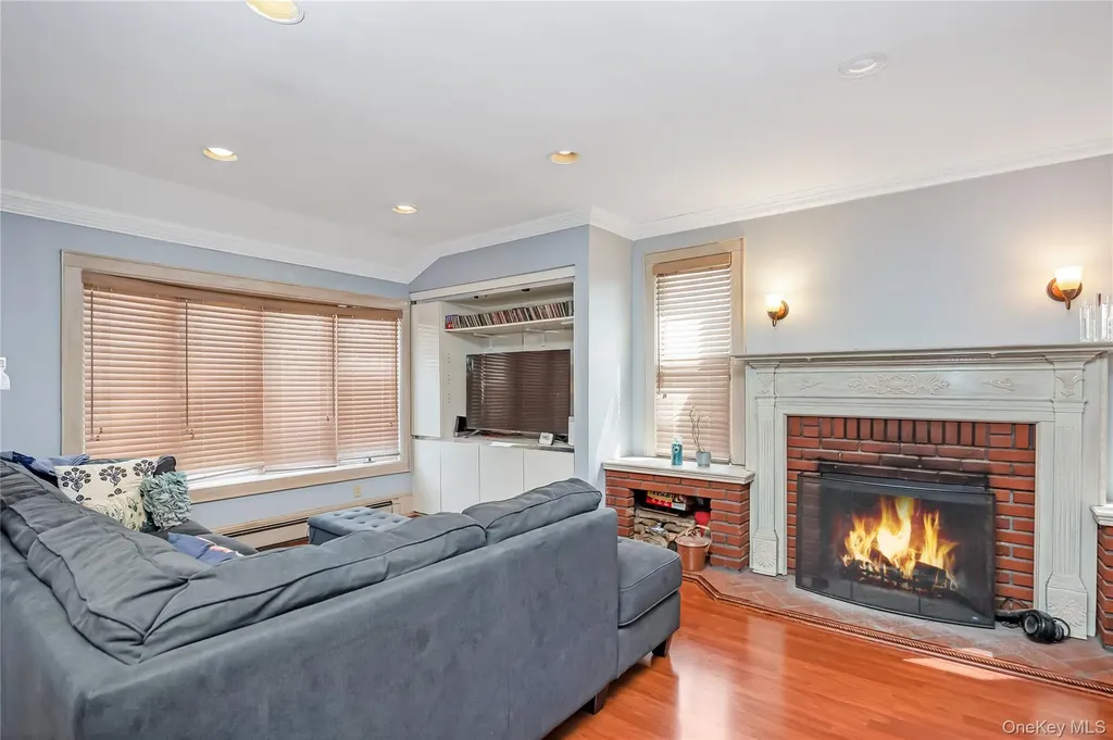 1018 Cottage Place Baldwin NY 11510