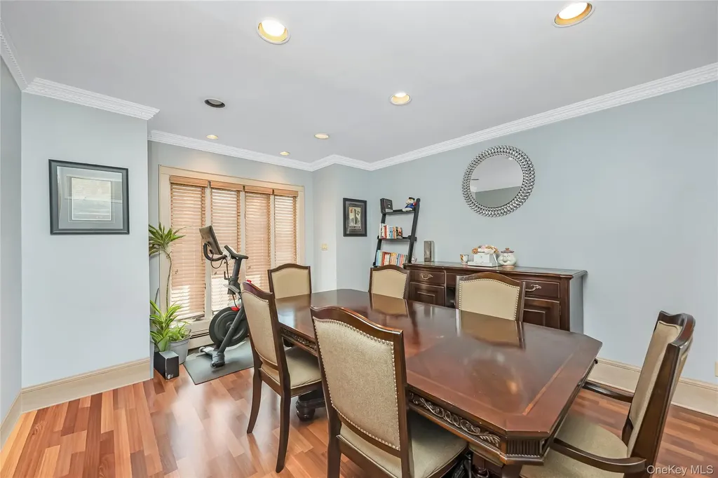 1018 Cottage Place Baldwin NY 11510