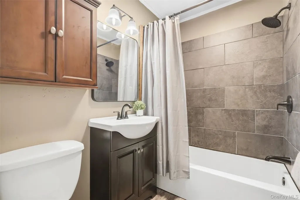 77 Montrose Drive Carmel NY 10512