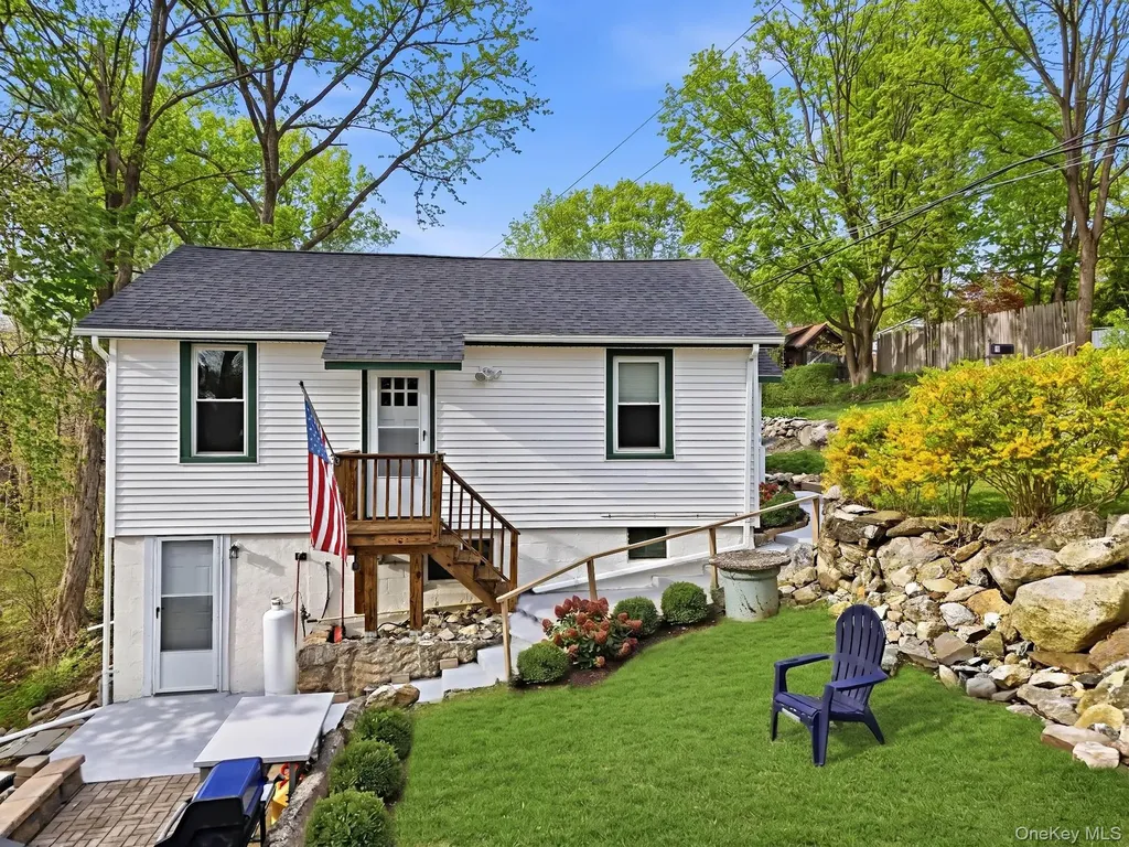 77 Montrose Drive Carmel NY 10512