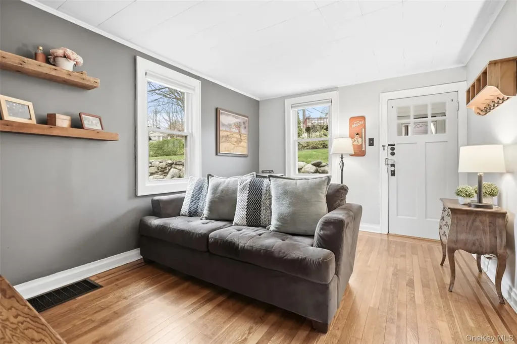 77 Montrose Drive Carmel NY 10512