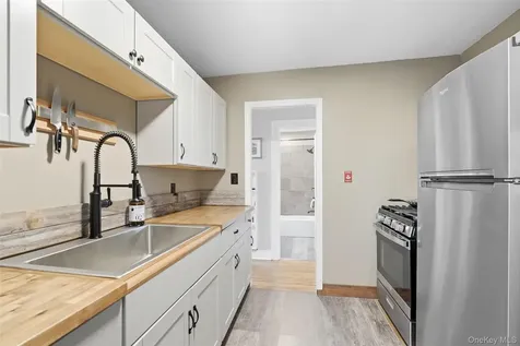 77 Montrose Drive Carmel NY 10512