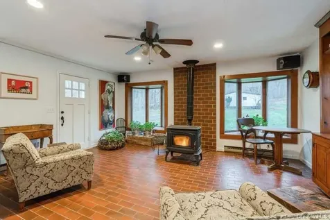 1141 Beekman Road Hopewell Junction NY 12533