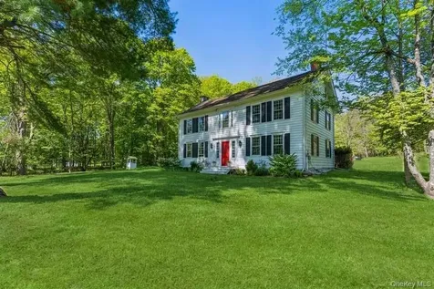 1141 Beekman Road Hopewell Junction NY 12533