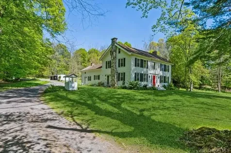 1141 Beekman Road Hopewell Junction NY 12533