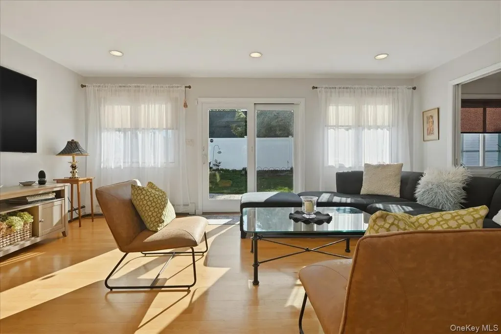 45 Horn Lane Levittown NY 11756