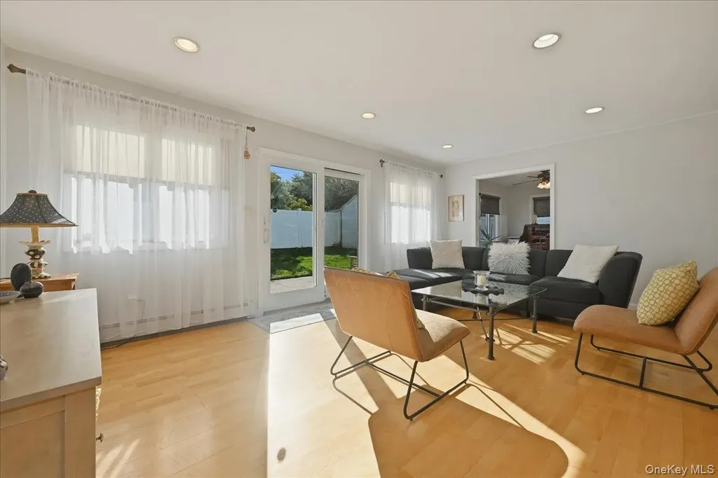 45 Horn Lane Levittown NY 11756