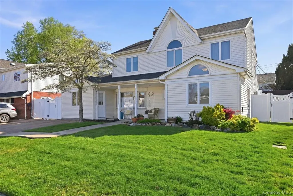 45 Horn Lane Levittown NY 11756