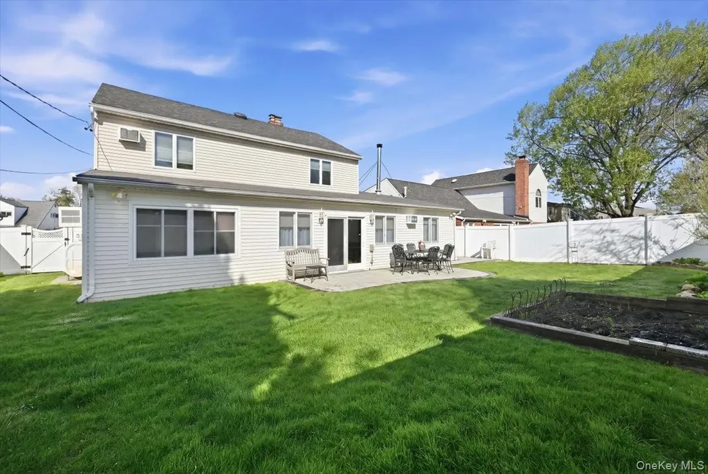 45 Horn Lane Levittown NY 11756