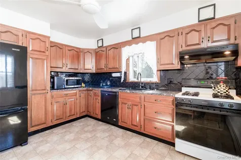 490 Franklin Street Port Chester NY 10573