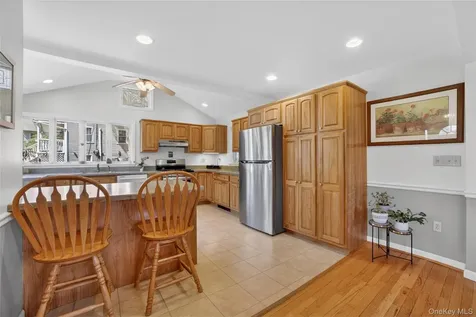 46 Cardoza Avenue Mohegan Lake NY 10567
