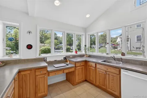 46 Cardoza Avenue Mohegan Lake NY 10567