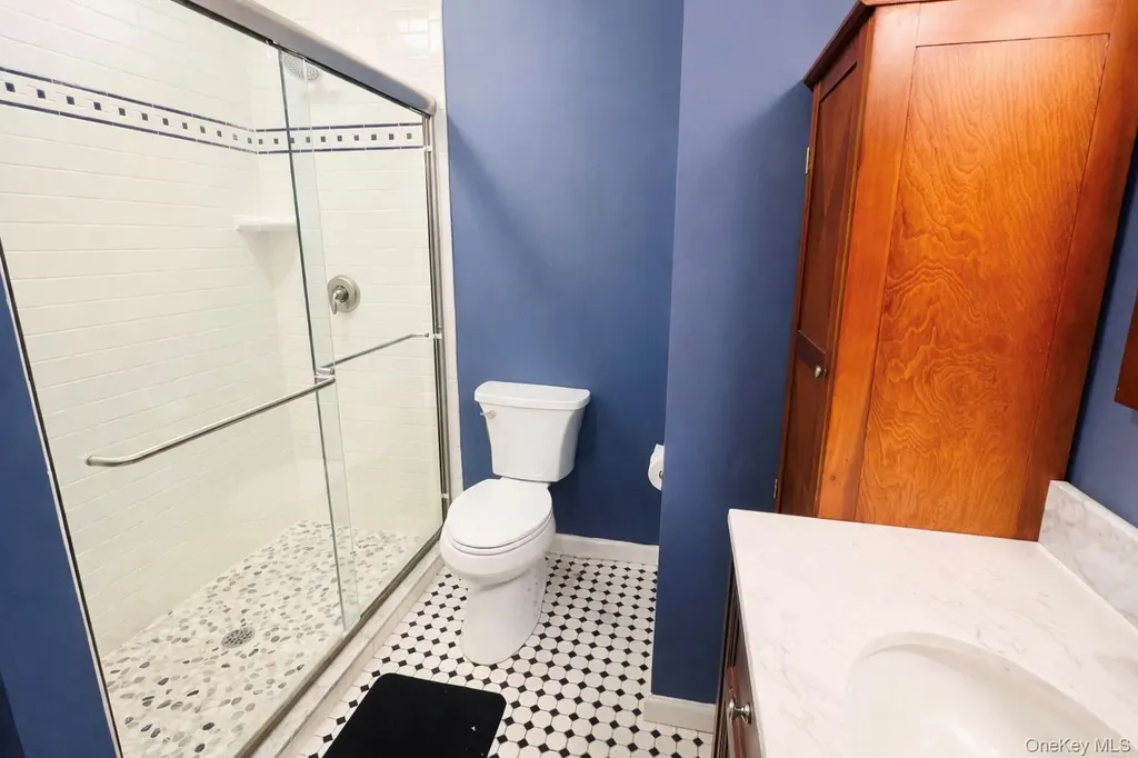 441 Arlington Drive Ridge NY 11961