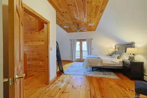 412 Pine Grove Road Smallwood NY 12778
