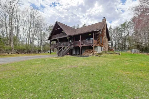 412 Pine Grove Road Smallwood NY 12778