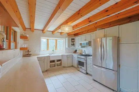 412 Pine Grove Road Smallwood NY 12778