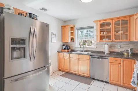 50 Meadow Sweet Road Cortlandt Manor NY 10567