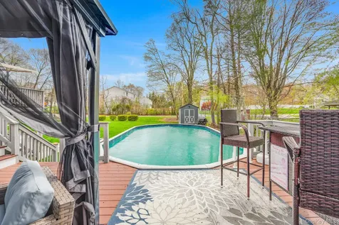 50 Meadow Sweet Road Cortlandt Manor NY 10567