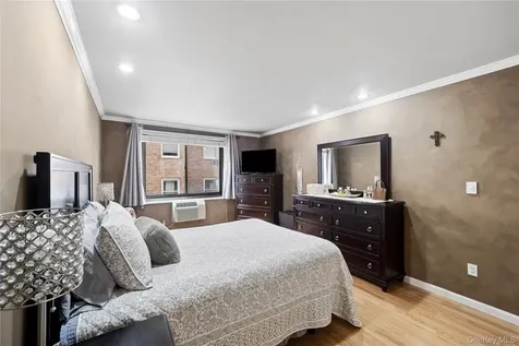 100 E Hartsdale Avenue Hartsdale NY 10530