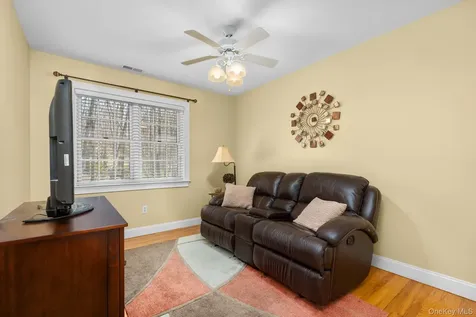 8 Rose Lane Brewster NY 10509