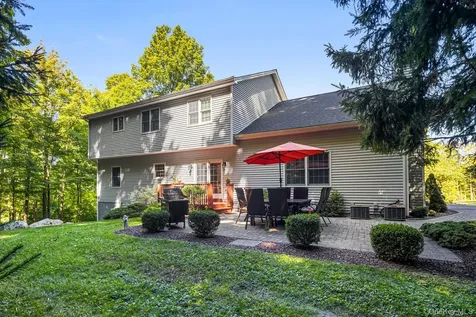 8 Rose Lane Brewster NY 10509
