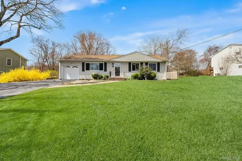 3453 Flanders Drive Yorktown Heights NY 10598