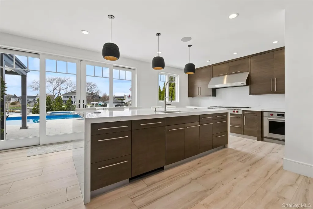 31 Shoal Drive West Islip NY 11795