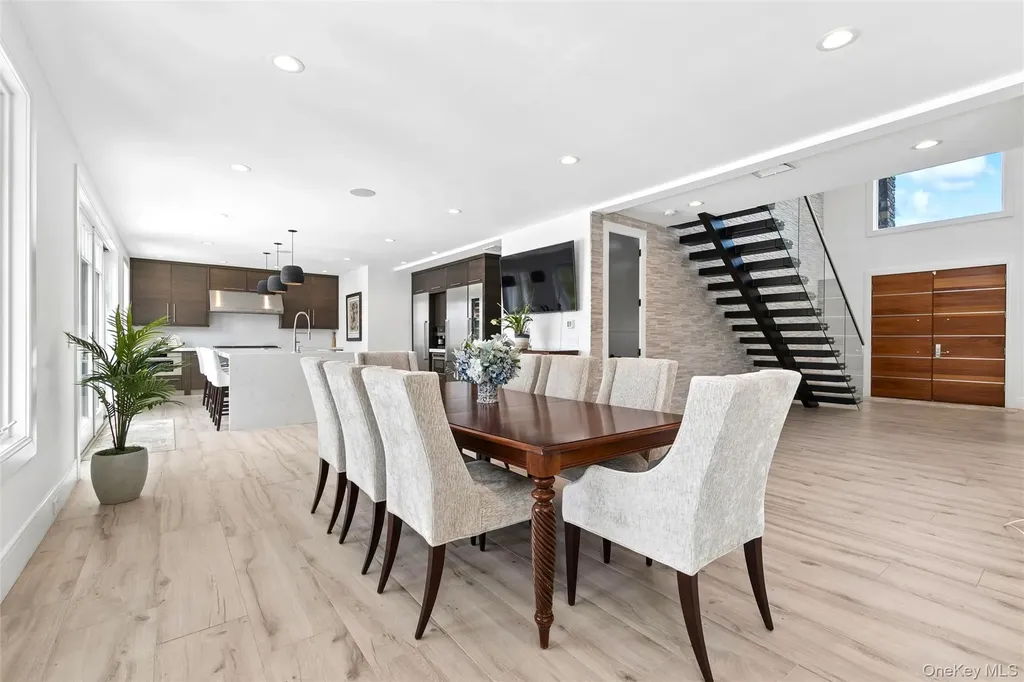 31 Shoal Drive West Islip NY 11795