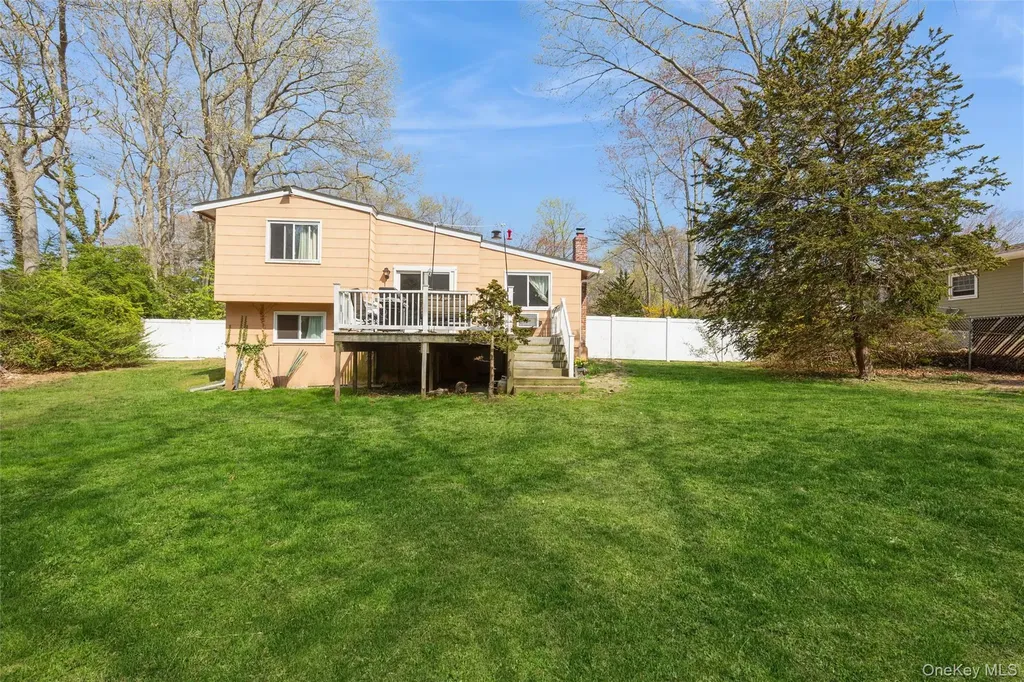 8 Water Road Rocky Point NY 11778