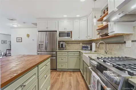 6 Willow Lane Fishkill NY 12524