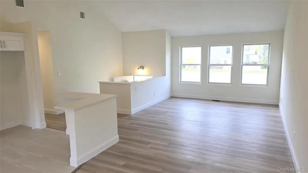 6A Murray Lane Coram NY 11727