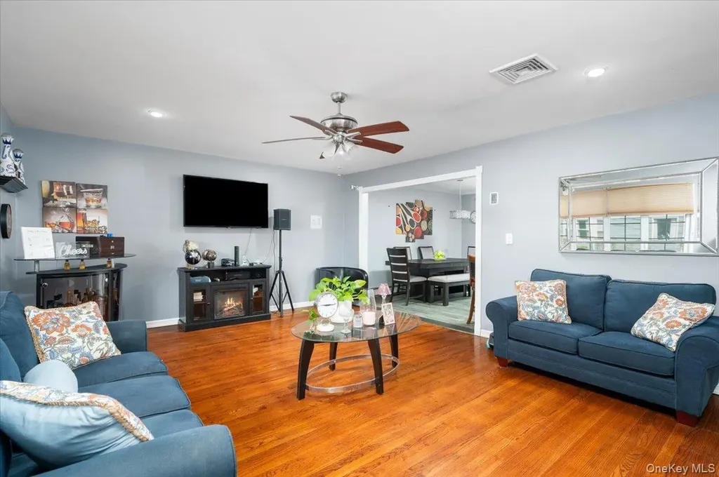 8 Arthur Street Yonkers NY 10701