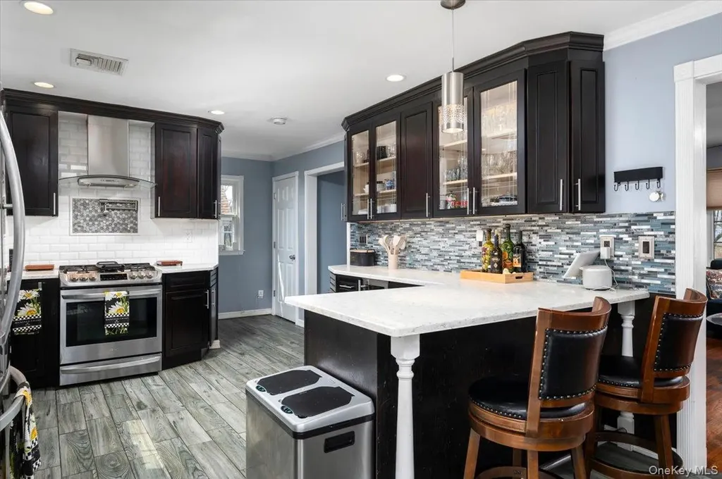 8 Arthur Street Yonkers NY 10701